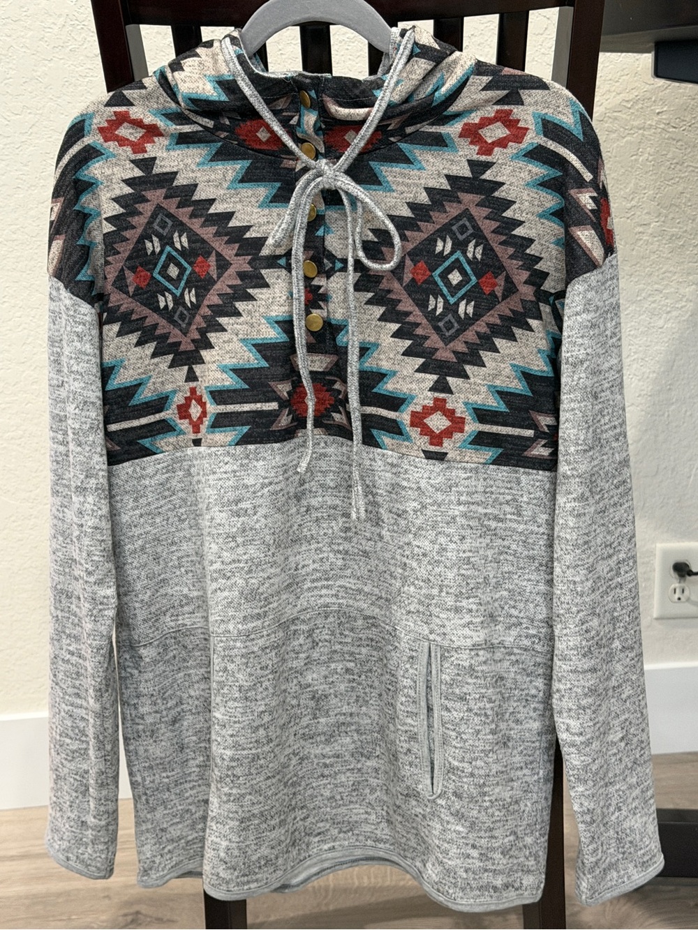 Shirley & Stone Gray Heathered Colorblock Aztec Cowl Neck Hoodie Sz L